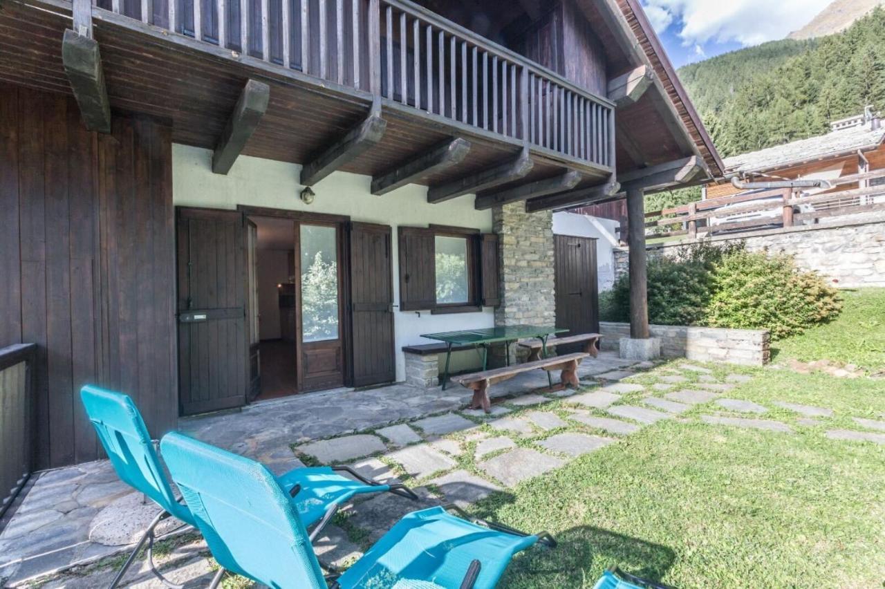 Altido Charming Apartments With Mountain Views And Green Backyard In Verrand Exterior foto
