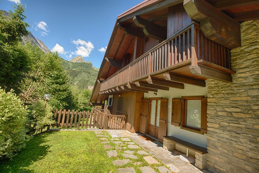 Altido Charming Apartments With Mountain Views And Green Backyard In Verrand Zimmer foto