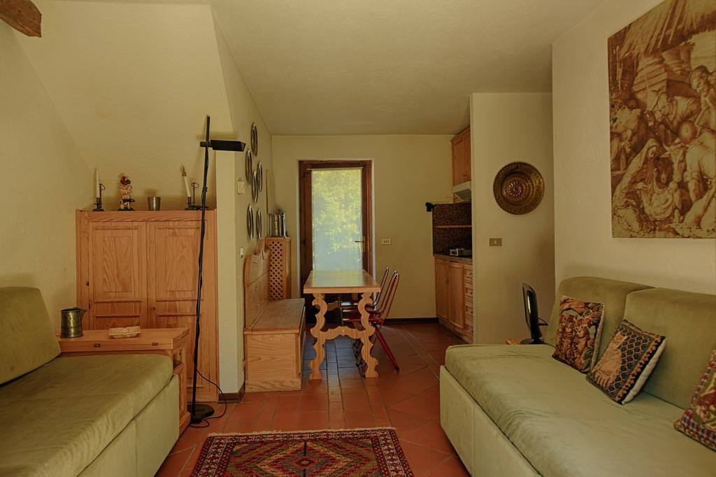 Altido Charming Apartments With Mountain Views And Green Backyard In Verrand Zimmer foto